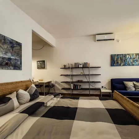Studio Apartments Centro Storico Via Manno Cagliari Exterior photo
