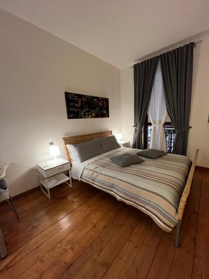Centro Storico Via Manno Apartment *