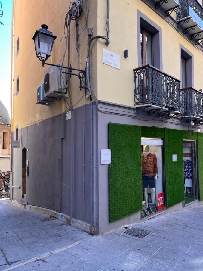 Apartment Centro Storico Via Manno Cagliari